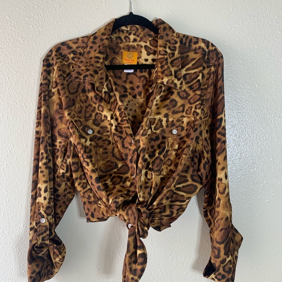 Ruby Rd. Woman brand leopard blouse top. - Picture 5 of 6